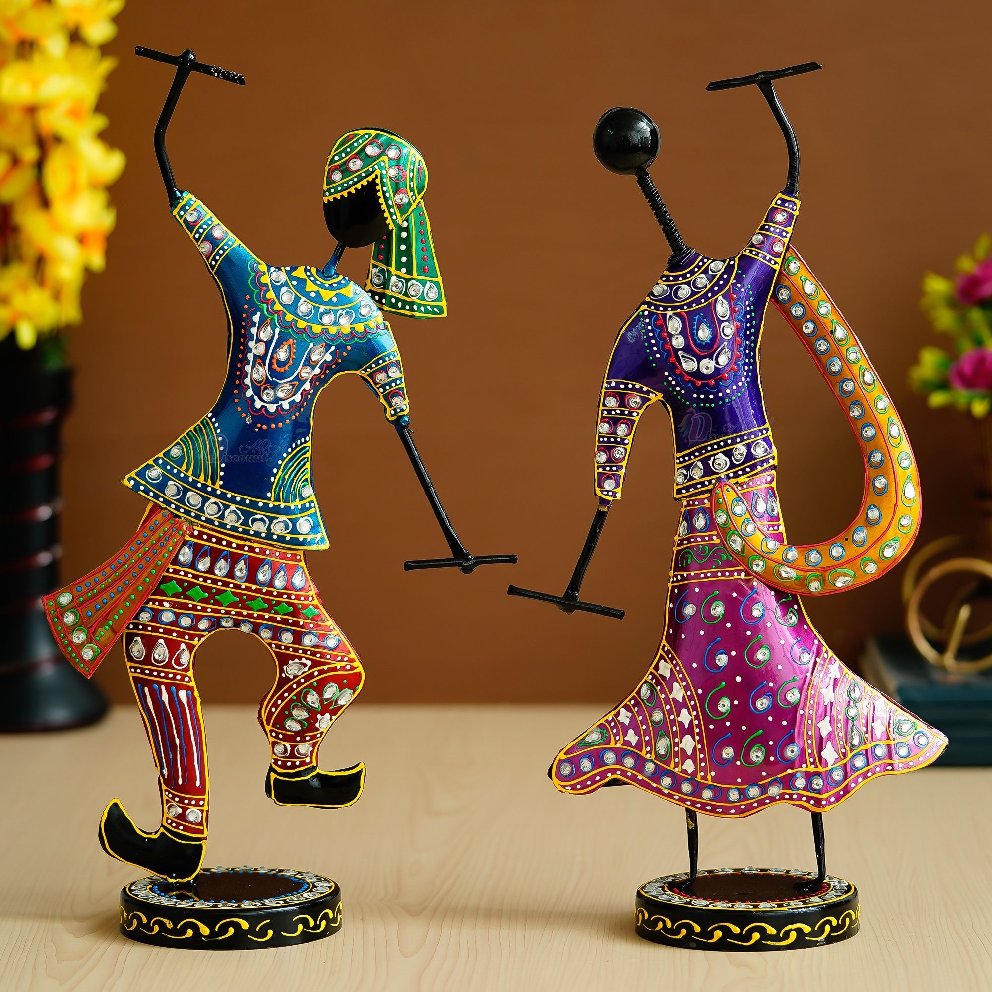 Dandiya Lady Showpiece For Home Decoration Item-1